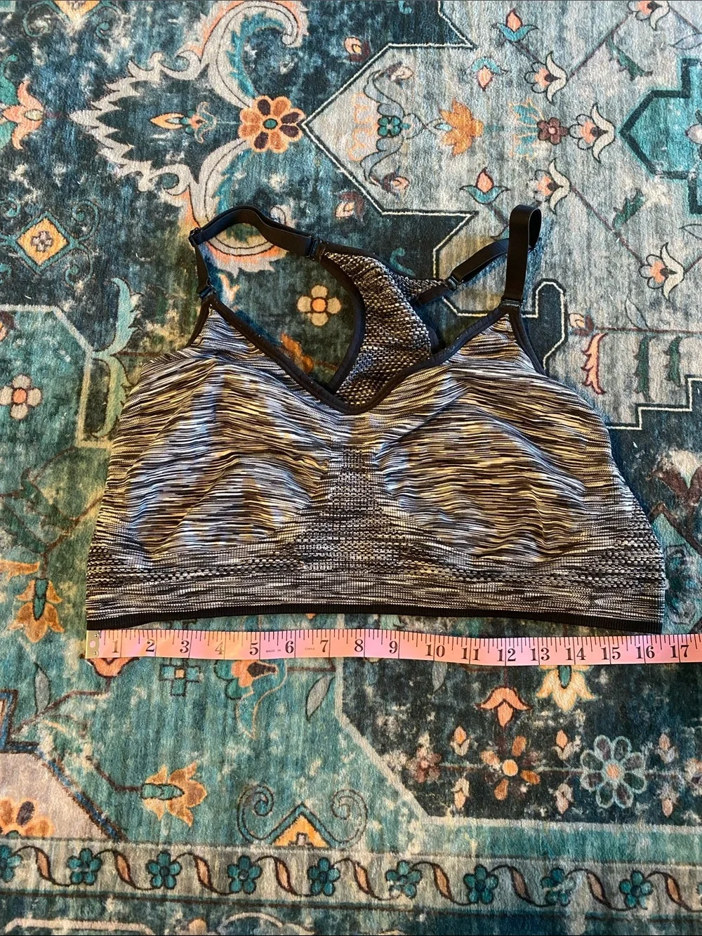 Seamless Racerback Sports Bra - Picture 2 of 4
